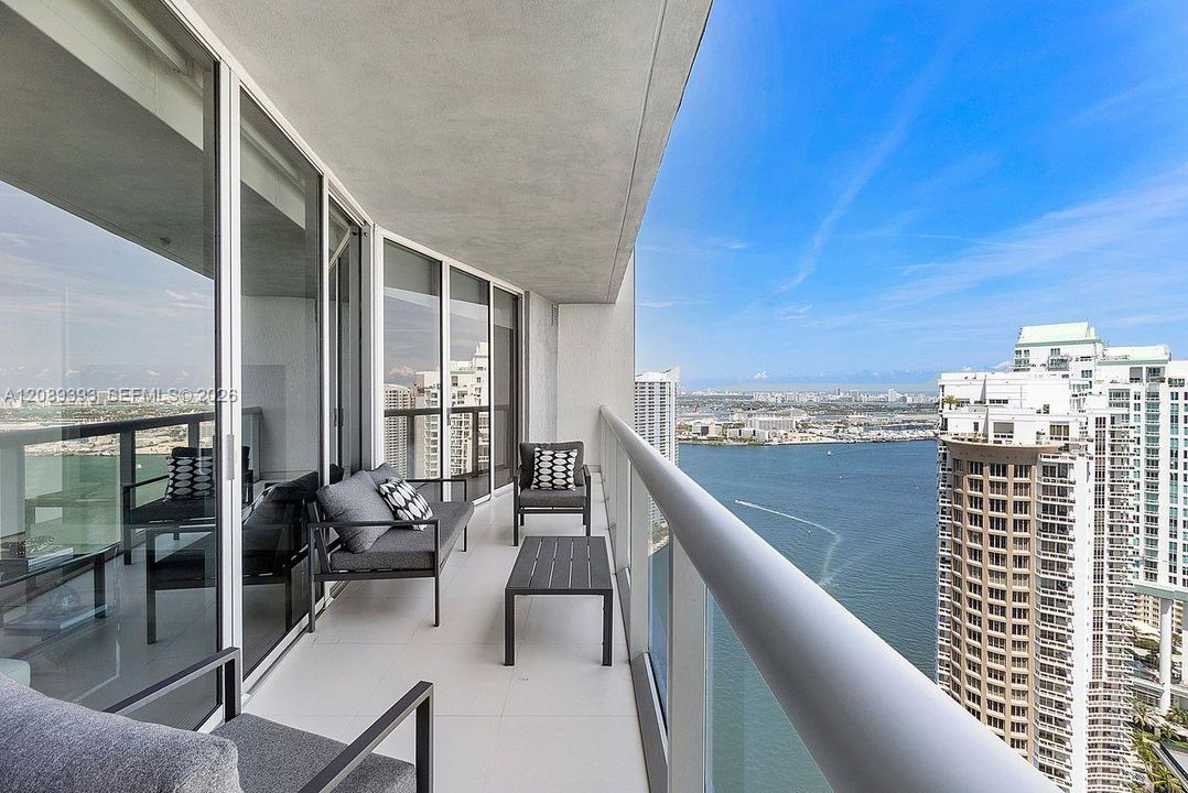 For Rent: $6,000 (2 beds, 2 baths, 1313 Square Feet)