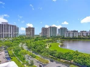 En Venta: $430,000 (2 camas, 2 baños, 996 Pies cuadrados)