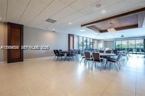 En Venta: $430,000 (2 camas, 2 baños, 996 Pies cuadrados)