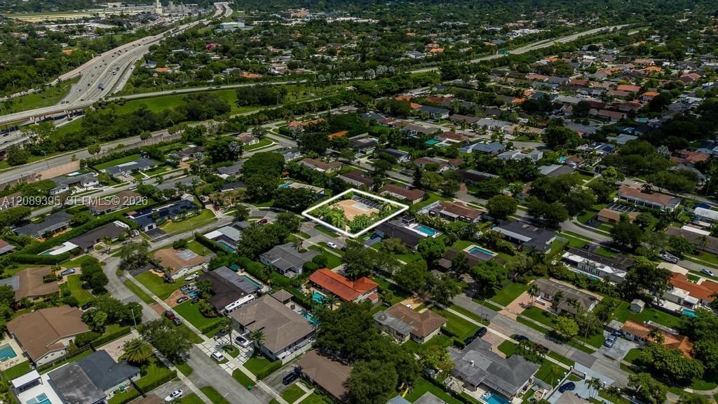 На продажу: $1,475,000 (5 спален, 4 ванн, 2997 Квадратных фут)
