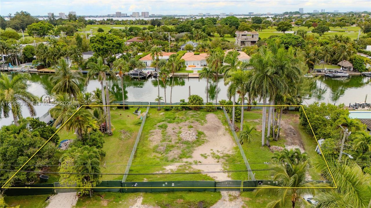 For Sale: $7,200,000 (0.55 acres)