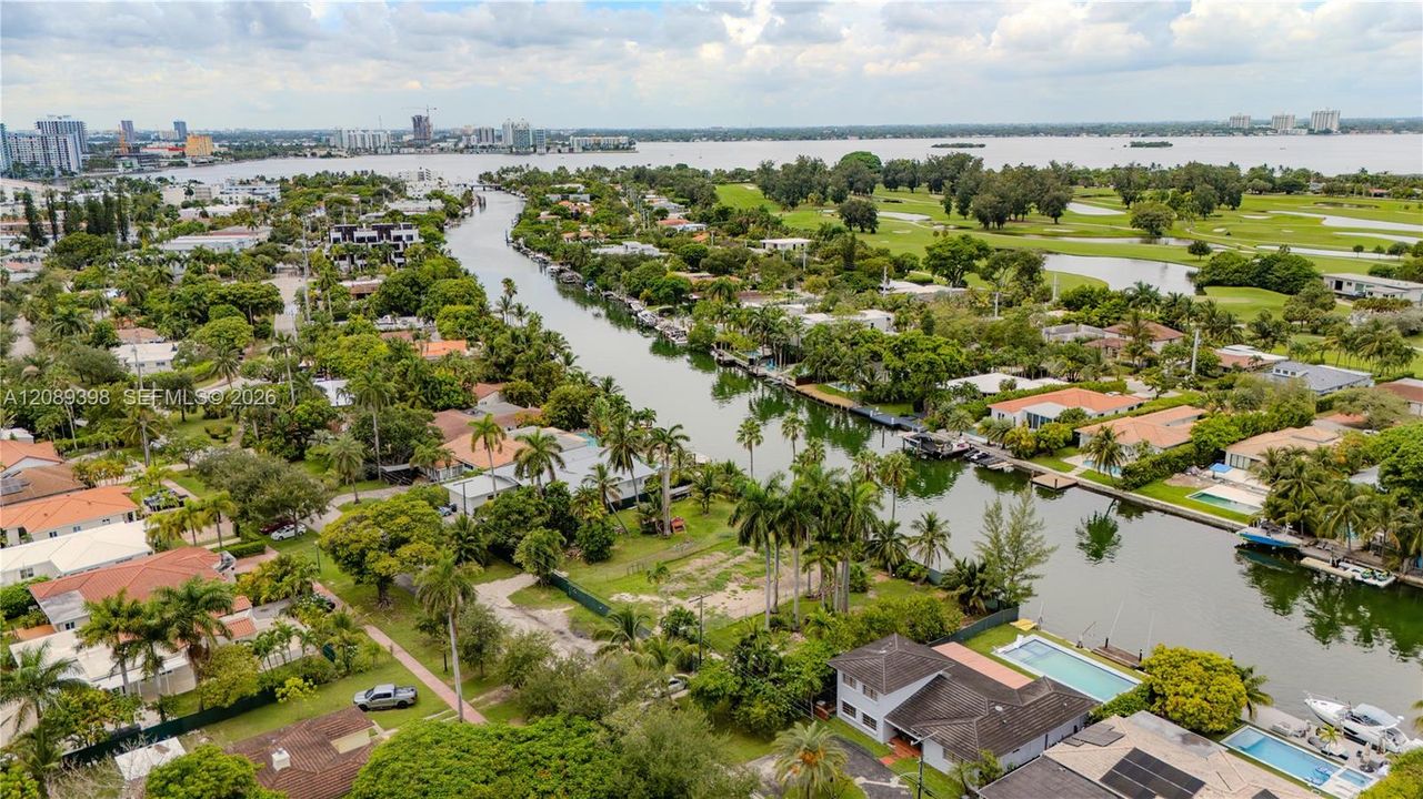 For Sale: $7,200,000 (0.55 acres)