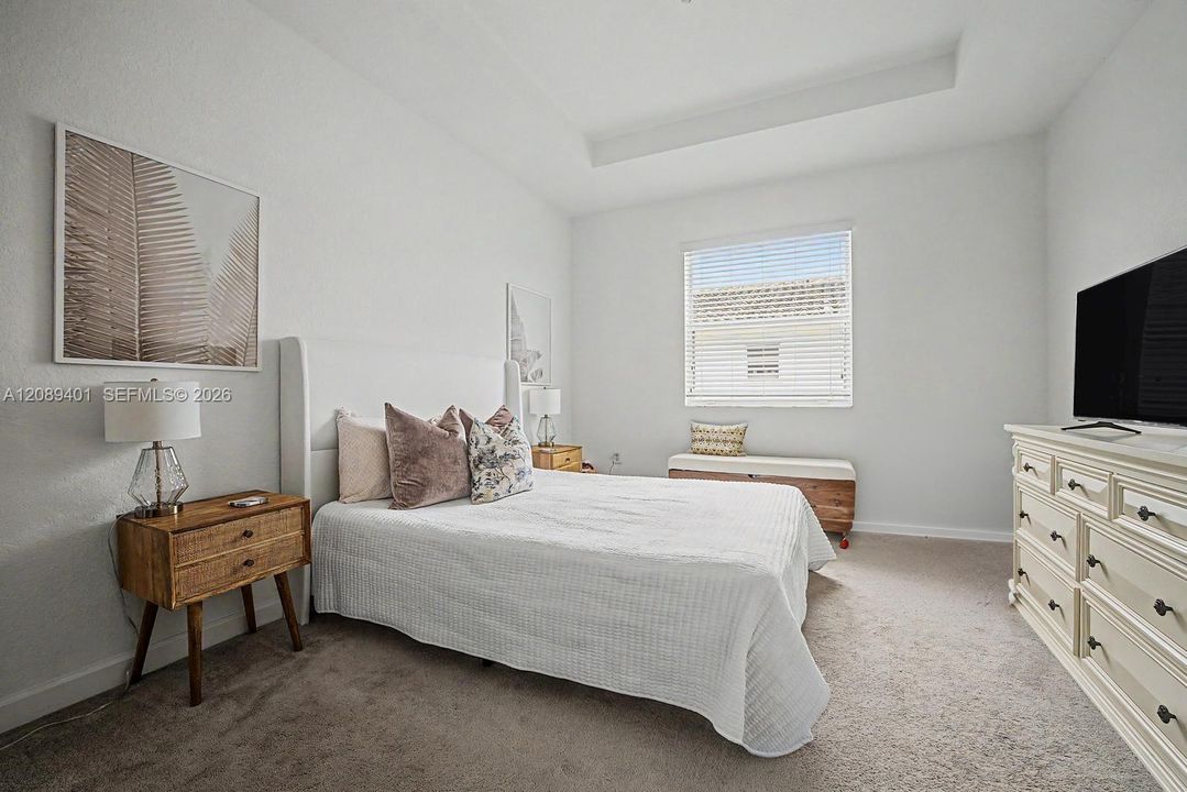 For Rent: $2,850 (3 beds, 2 baths, 1695 Square Feet)