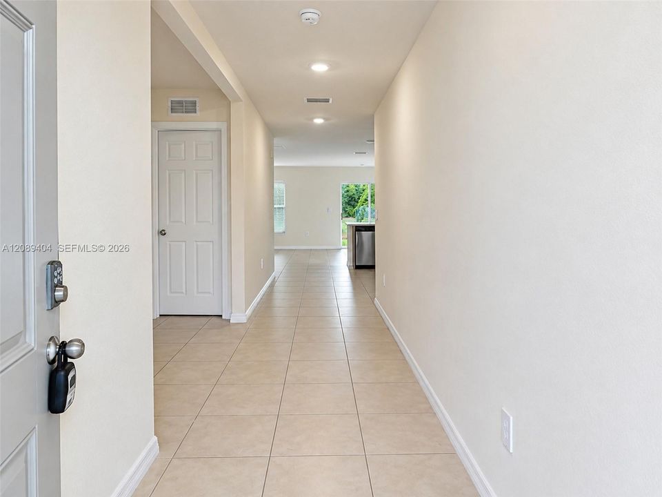 For Rent: $2,000 (3 beds, 2 baths, 0 Square Feet)