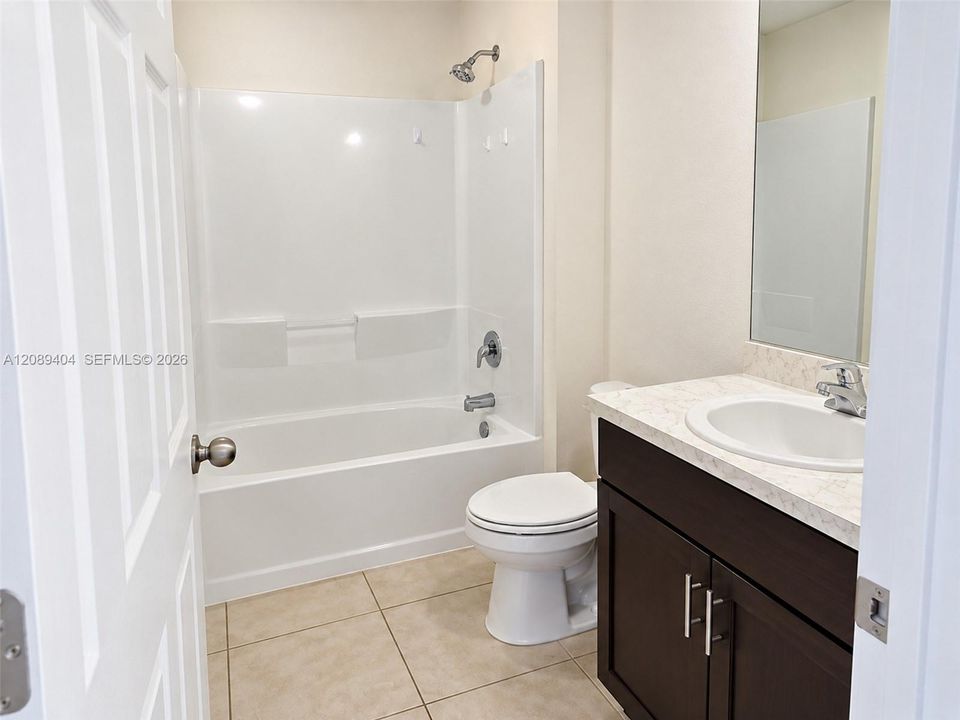 For Rent: $2,000 (3 beds, 2 baths, 0 Square Feet)