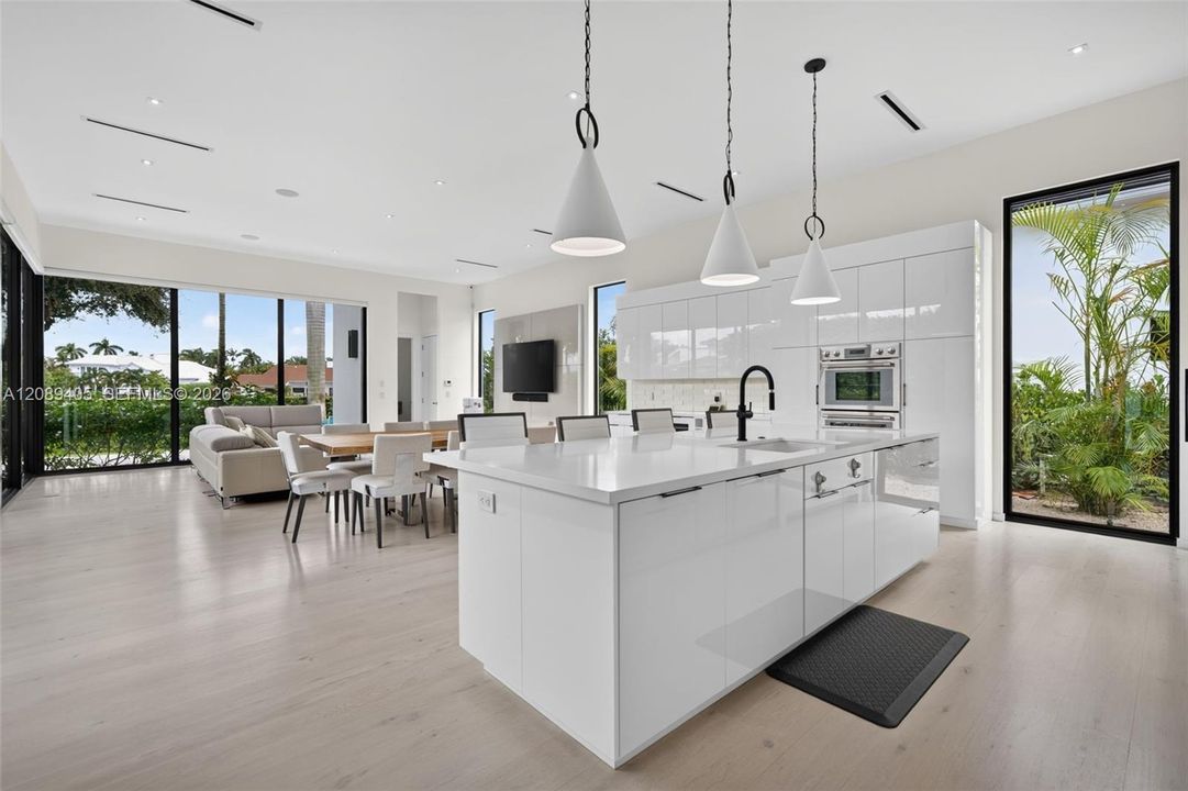 En Venta: $8,500,000 (5 camas, 6 baños, 6460 Pies cuadrados)
