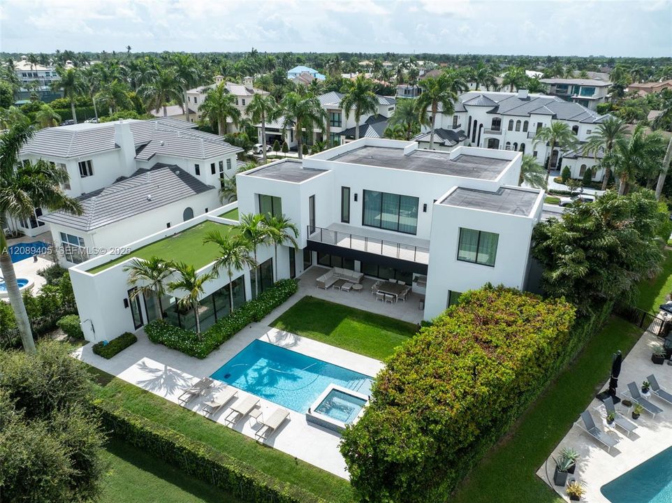 En Venta: $8,500,000 (5 camas, 6 baños, 6460 Pies cuadrados)