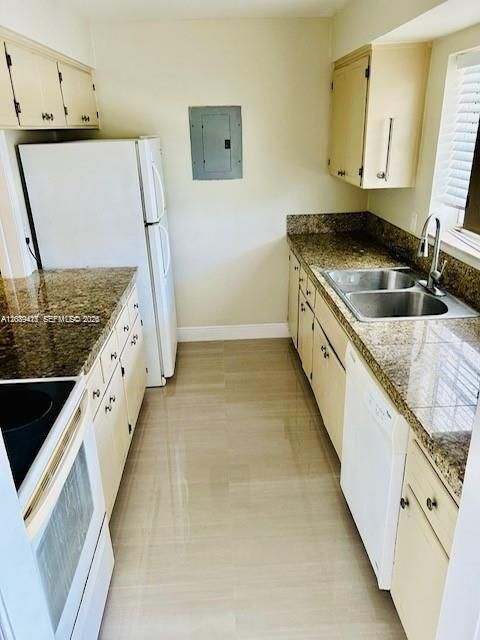 En Venta: $155,000 (1 camas, 1 baños, 750 Pies cuadrados)