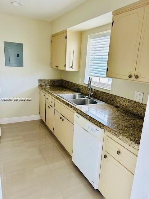 En Venta: $155,000 (1 camas, 1 baños, 750 Pies cuadrados)
