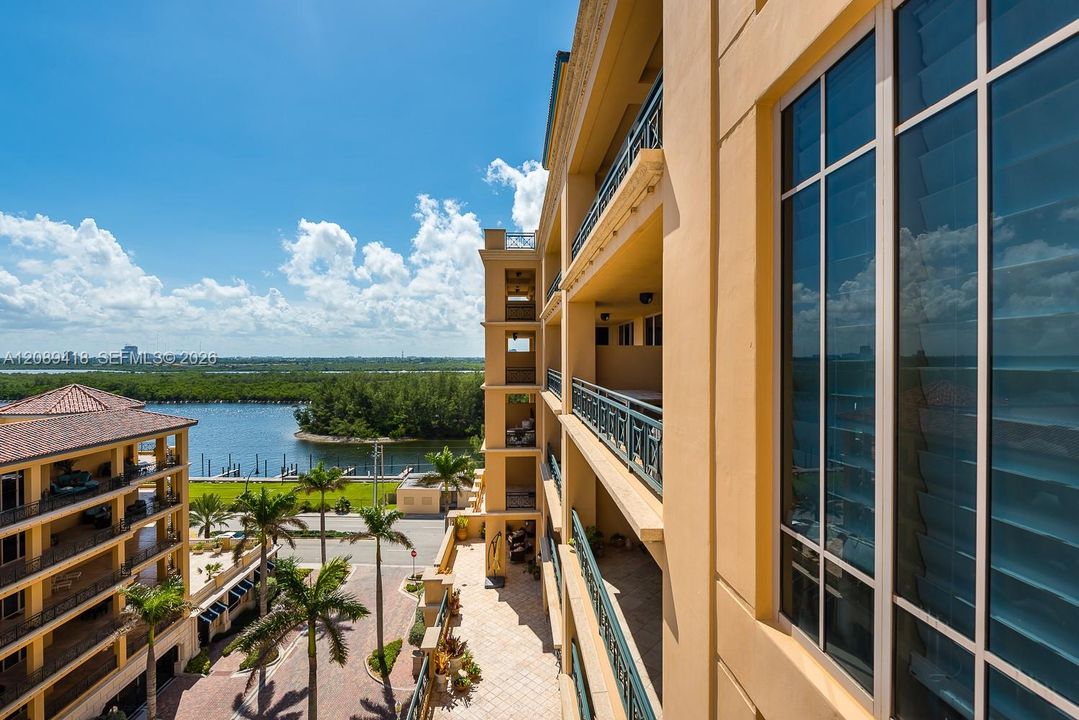 En Venta: $1,999,000 (2 camas, 2 baños, 2671 Pies cuadrados)