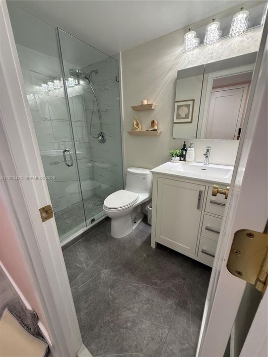 For Sale: $749,000 (2 beds, 2 baths, 1054 Square Feet)