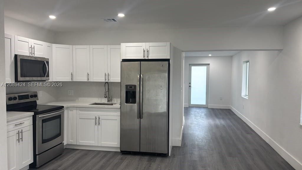 NEW KITCHEN