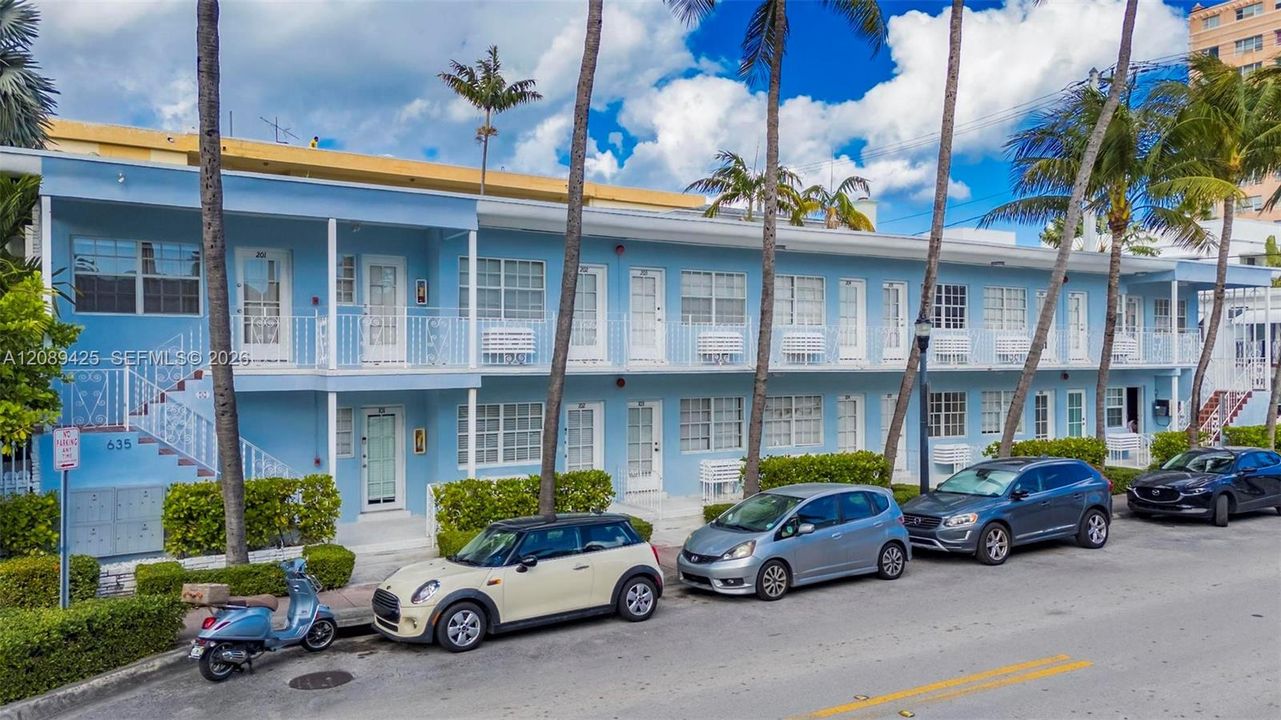 For Rent: $1,950 (0 beds, 1 baths, 400 Square Feet)
