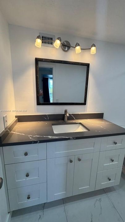 En Renta: $2,500 (2 camas, 2 baños, 1210 Pies cuadrados)