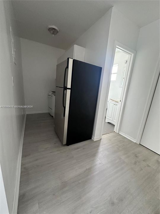 В аренду: $1,599 (1 спален, 1 ванн, 2612 Квадратных фут)