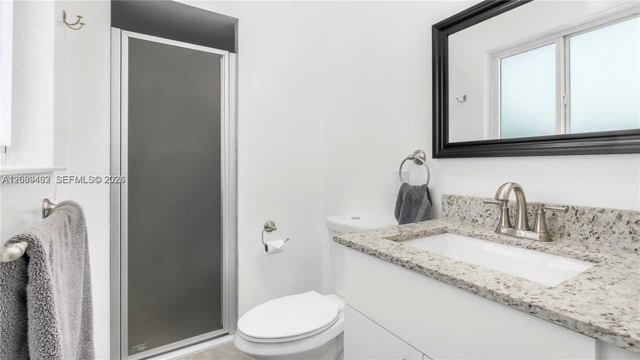 En Venta: $950,000 (4 camas, 3 baños, 2188 Pies cuadrados)