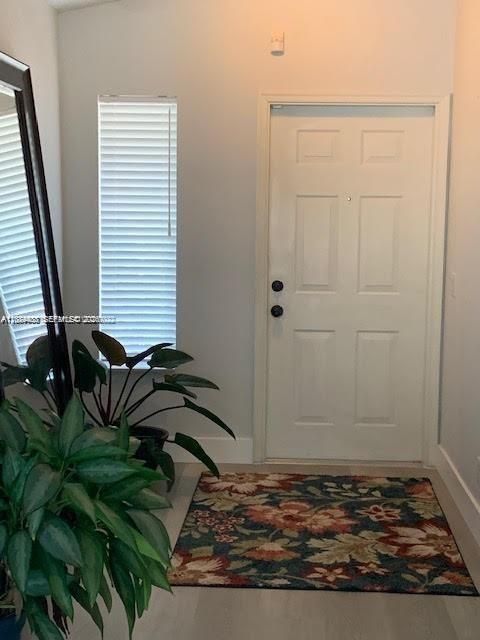 For Rent: $3,699 (3 beds, 2 baths, 1347 Square Feet)