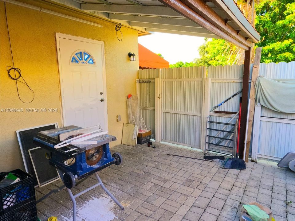 В аренду: $1,800 (1 спален, 1 ванн, 648 Квадратных фут)