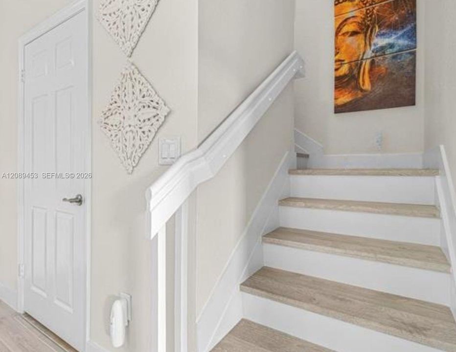 For Sale: $378,900 (3 beds, 2 baths, 1512 Square Feet)