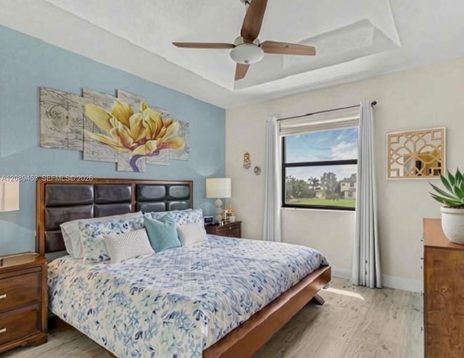 For Sale: $378,900 (3 beds, 2 baths, 1512 Square Feet)
