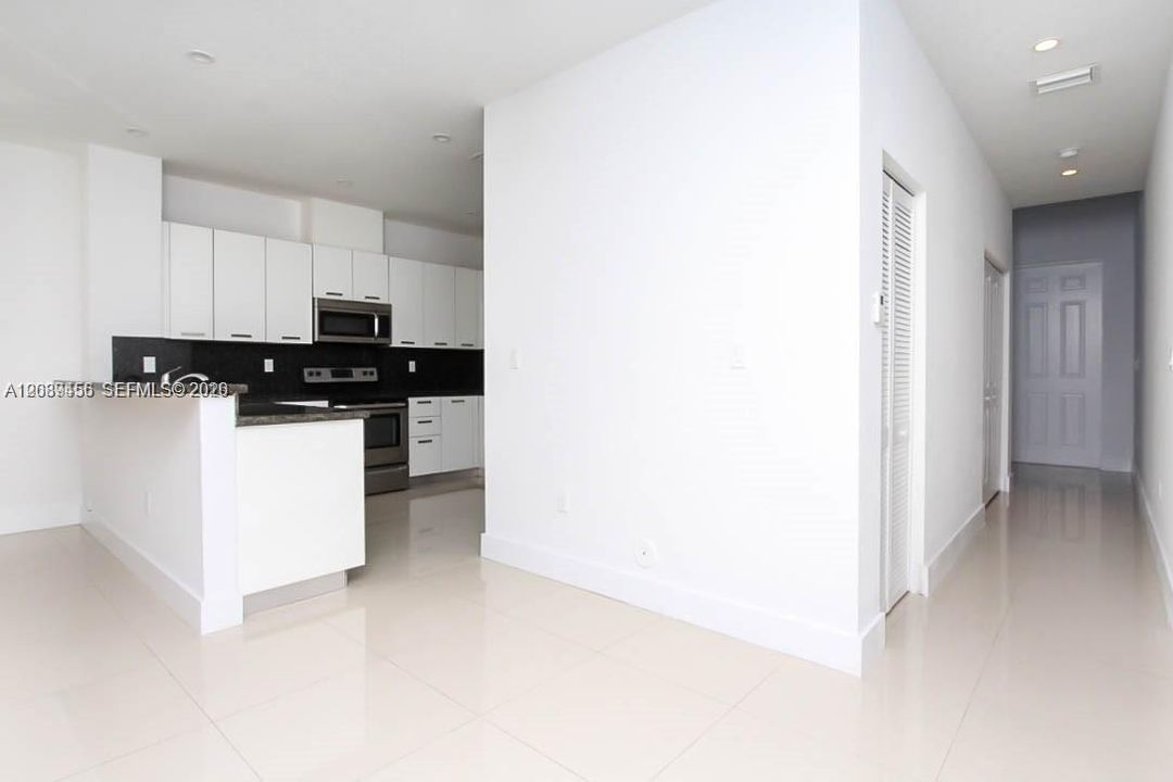 For Rent: $4,500 (4 beds, 3 baths, 2700 Square Feet)