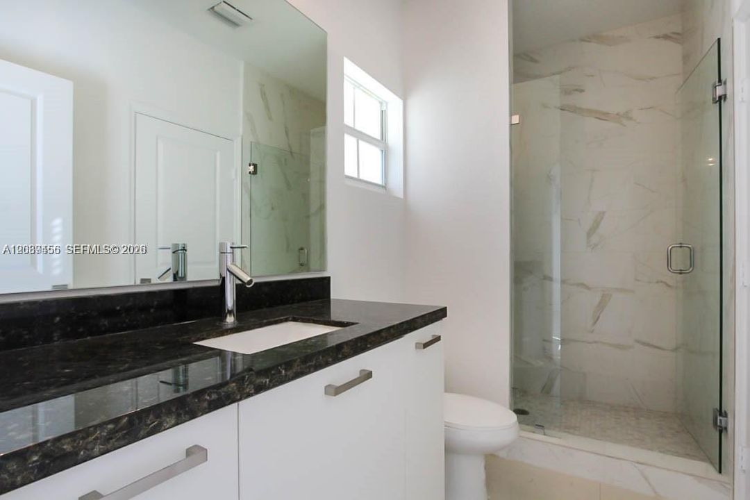For Rent: $4,500 (4 beds, 3 baths, 2700 Square Feet)