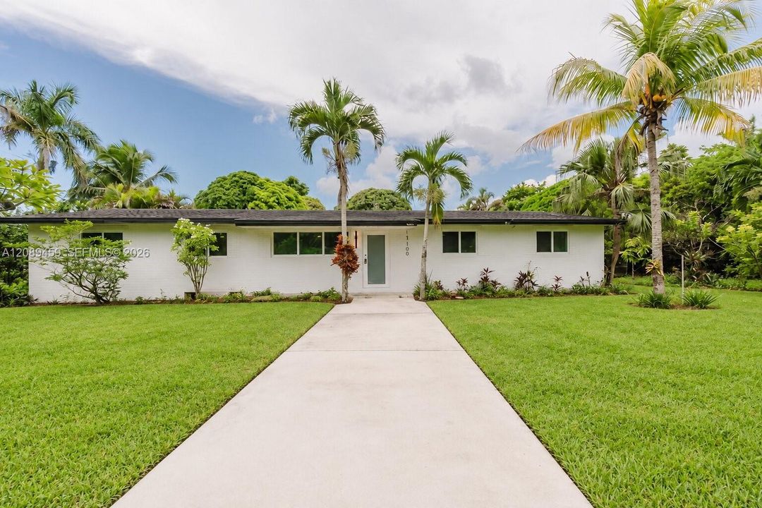 For Rent: $2,700 (3 beds, 1 baths, 1075 Square Feet)