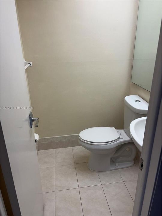 1/2 Bath