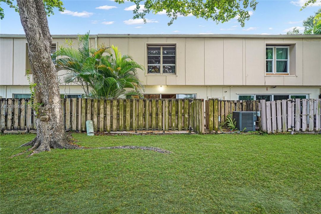 En Venta: $159,900 (4 camas, 2 baños, 2020 Pies cuadrados)