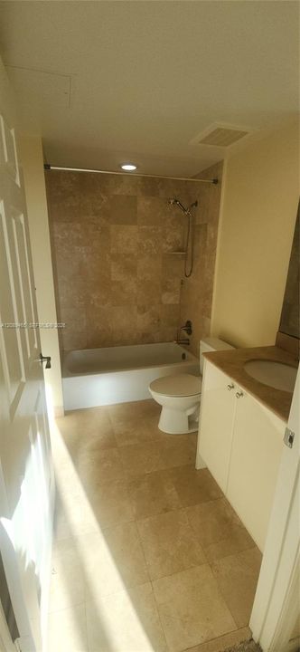 guest full bathroom