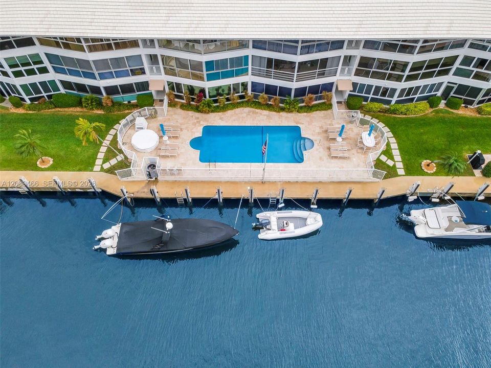 En Venta: $359,000 (1 camas, 1 baños, 900 Pies cuadrados)