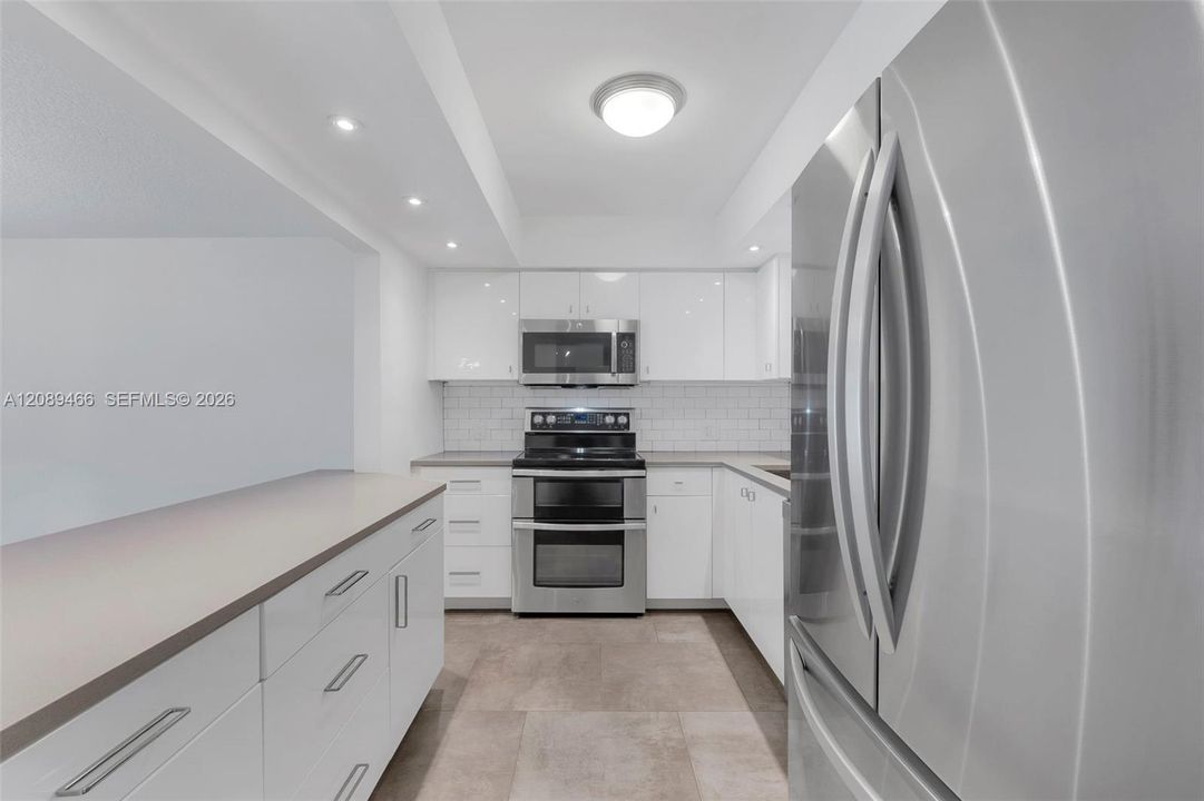 En Venta: $359,000 (1 camas, 1 baños, 900 Pies cuadrados)