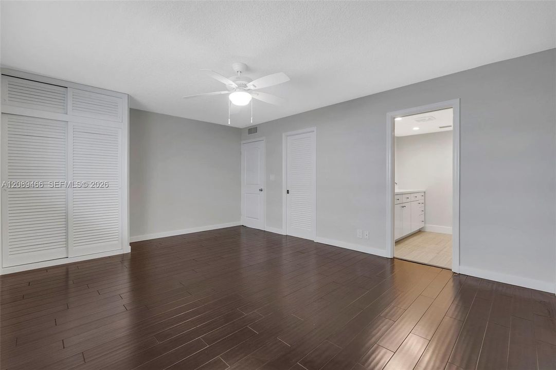 En Venta: $359,000 (1 camas, 1 baños, 900 Pies cuadrados)