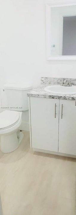 В аренду: $3,500 (5 спален, 3 ванн, 1904 Квадратных фут)