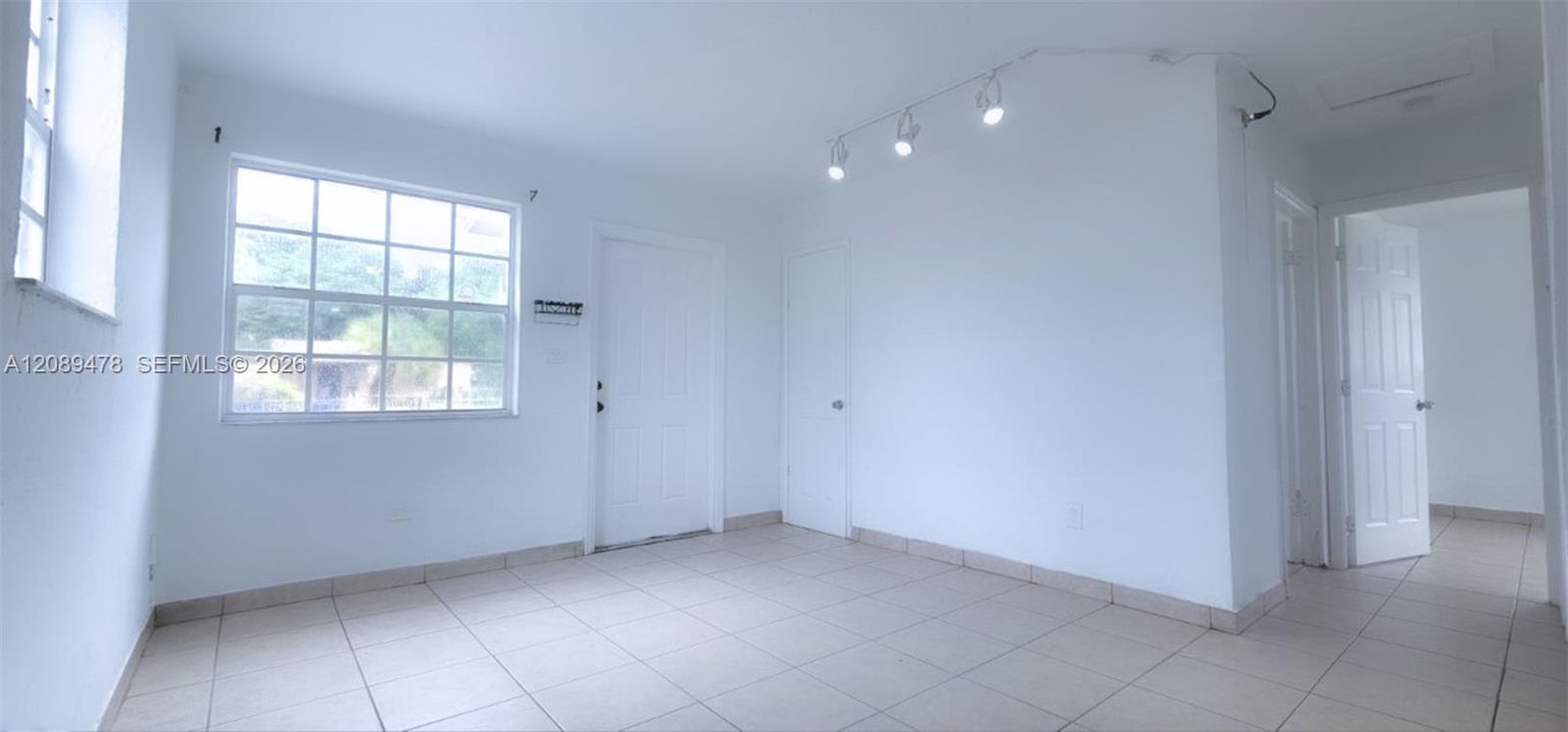 В аренду: $1,850 (2 спален, 1 ванн, 616 Квадратных фут)