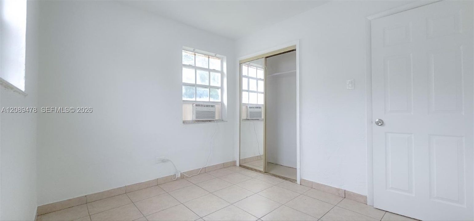 В аренду: $1,850 (2 спален, 1 ванн, 616 Квадратных фут)