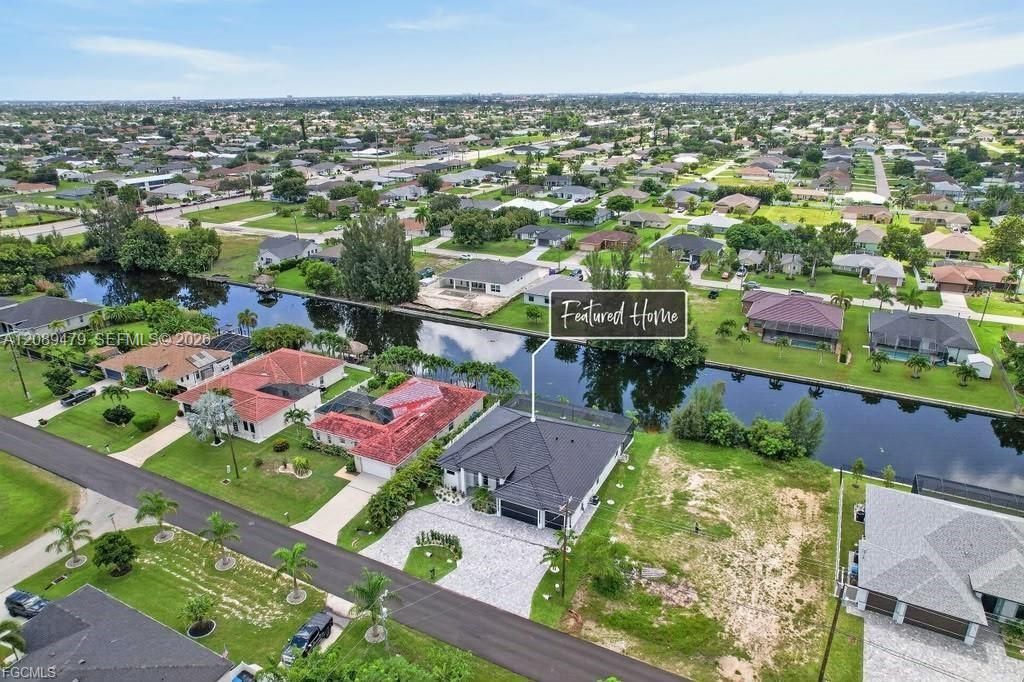 En Venta: $760,000 (4 camas, 3 baños, 2416 Pies cuadrados)