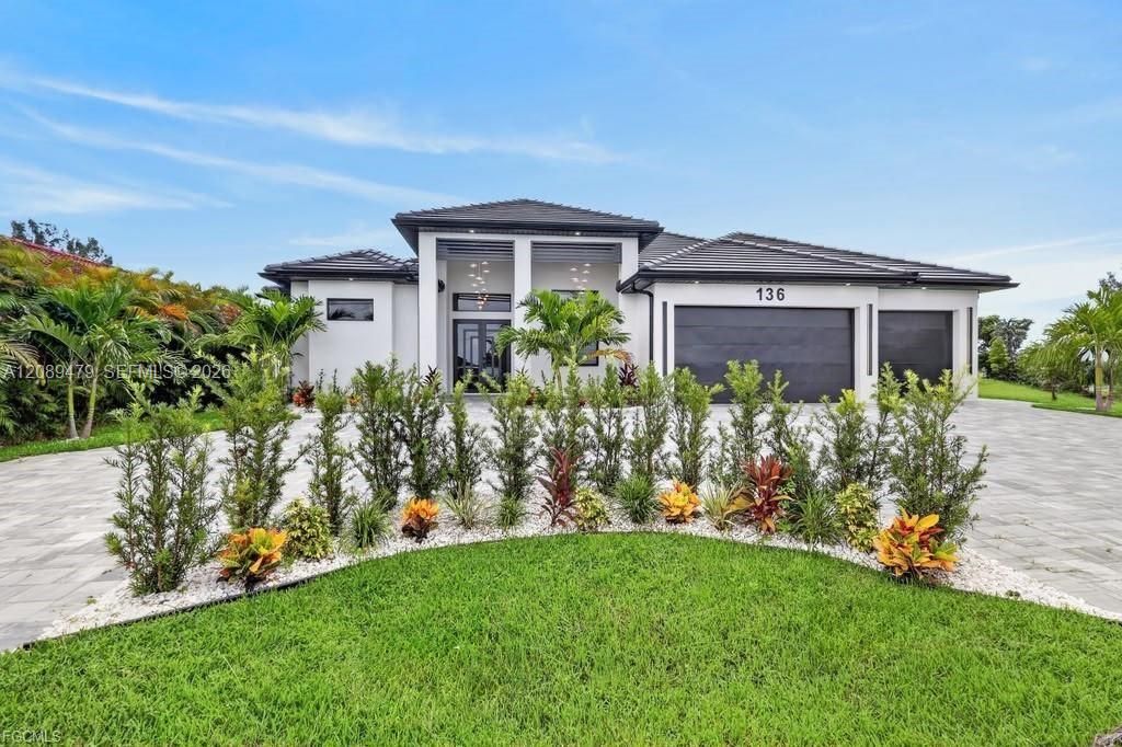 En Venta: $760,000 (4 camas, 3 baños, 2416 Pies cuadrados)
