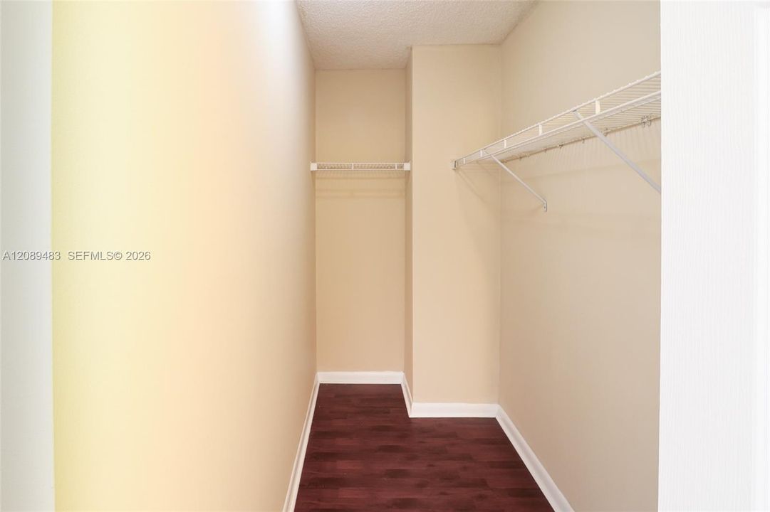 For Rent: $2,700 (2 beds, 2 baths, 1153 Square Feet)