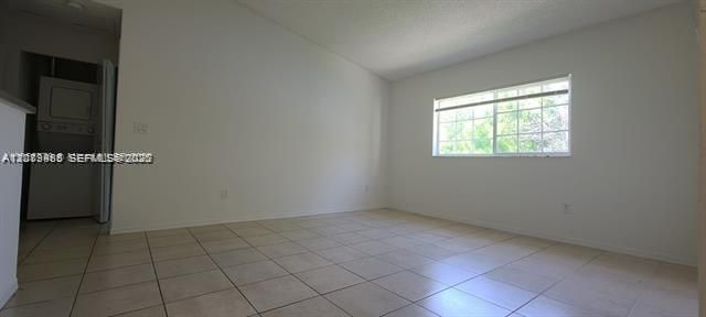 For Rent: $1,720 (1 beds, 1 baths, 659 Square Feet)