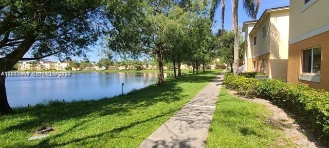 For Rent: $1,720 (1 beds, 1 baths, 659 Square Feet)