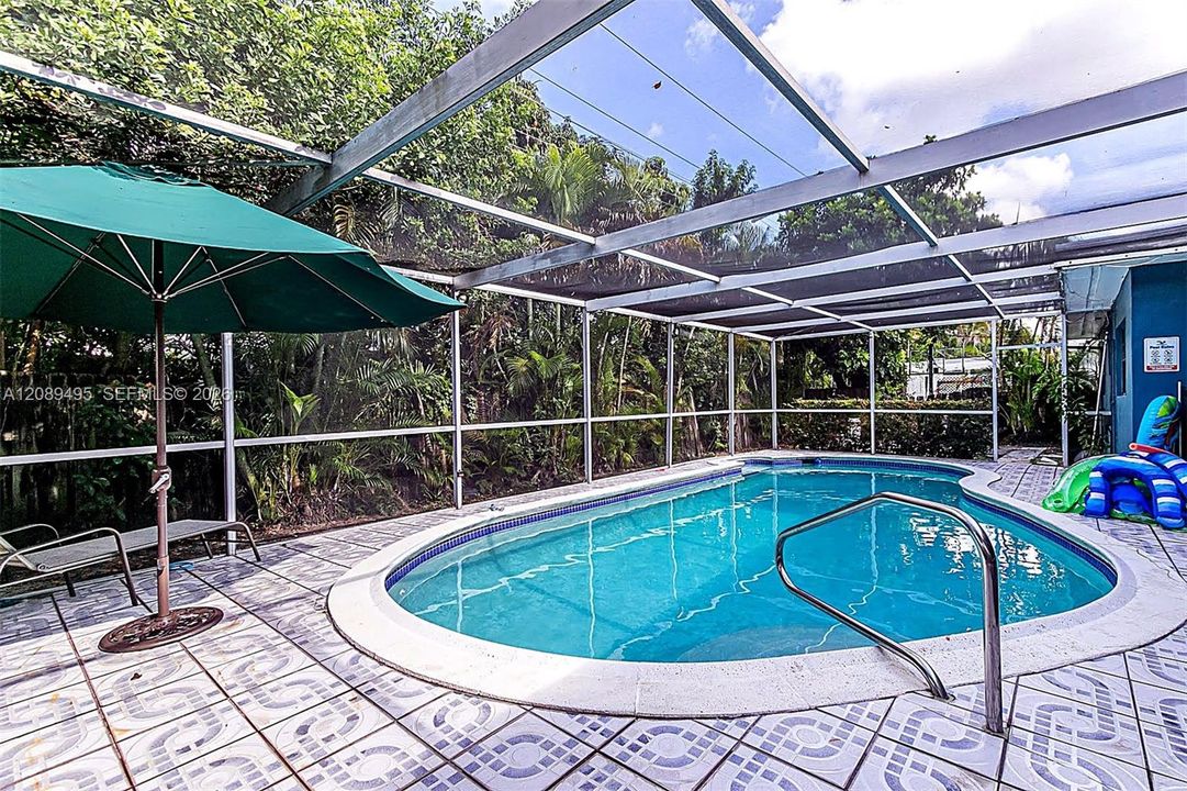 For Sale: $949,770 (3 beds, 2 baths, 2150 Square Feet)