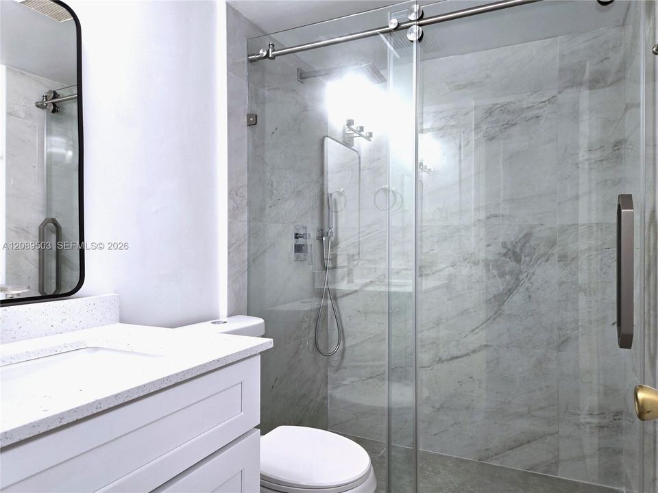 For Rent: $2,450 (2 beds, 2 baths, 1185 Square Feet)