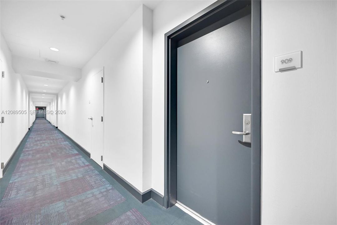 For Rent: $4,200 (2 beds, 2 baths, 1458 Square Feet)