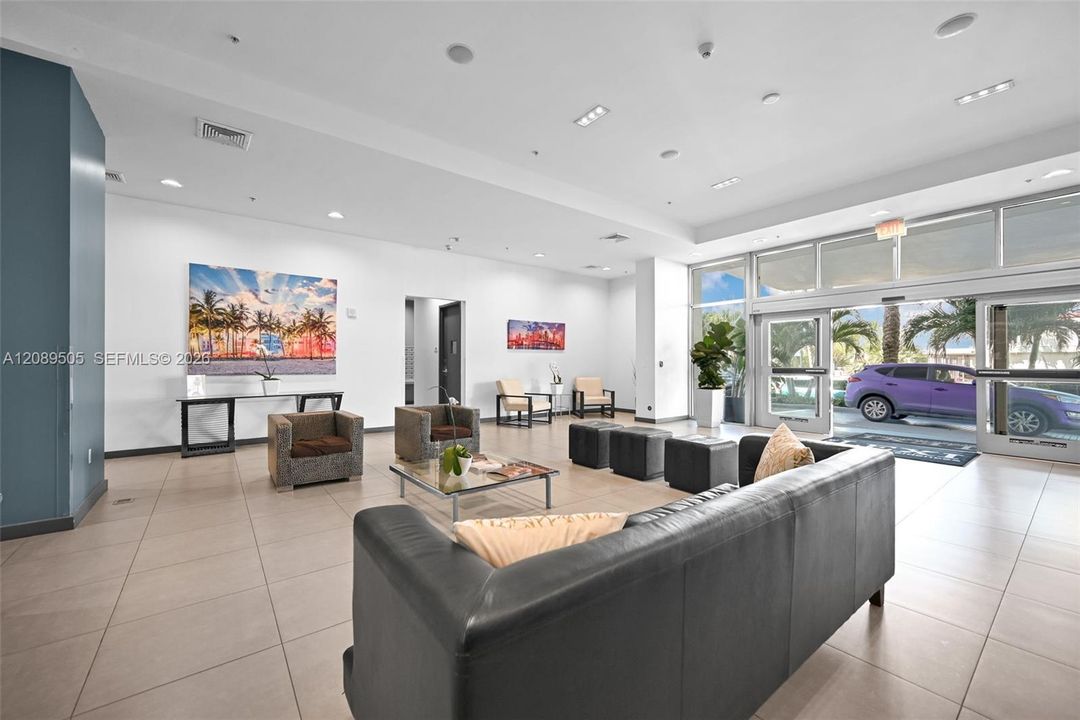 For Rent: $4,200 (2 beds, 2 baths, 1458 Square Feet)