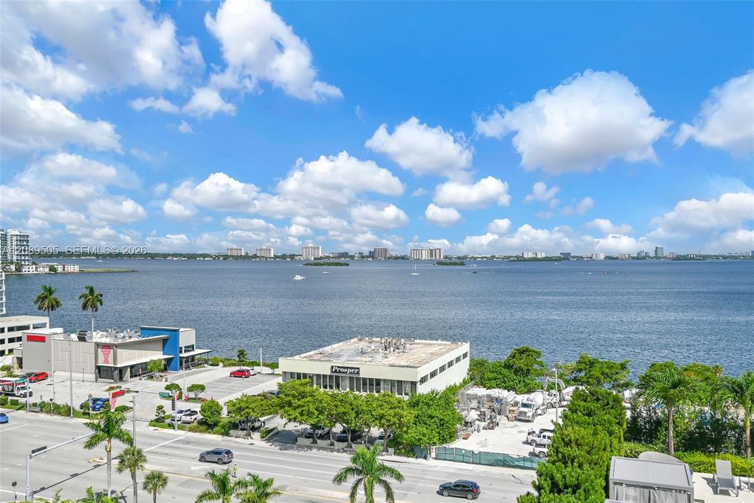 For Rent: $4,200 (2 beds, 2 baths, 1458 Square Feet)