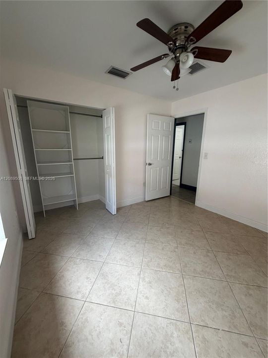 В аренду: $2,550 (2 спален, 1 ванн, 800 Квадратных фут)