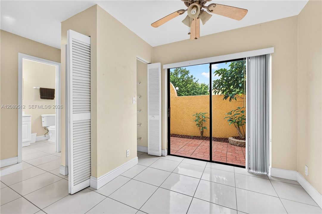 9014 NW 45th Ct, Sunrise, FL 33351 | 3 bedroom, 2.5 bath lakefront townhouse for sale in Sunrise, Florida.