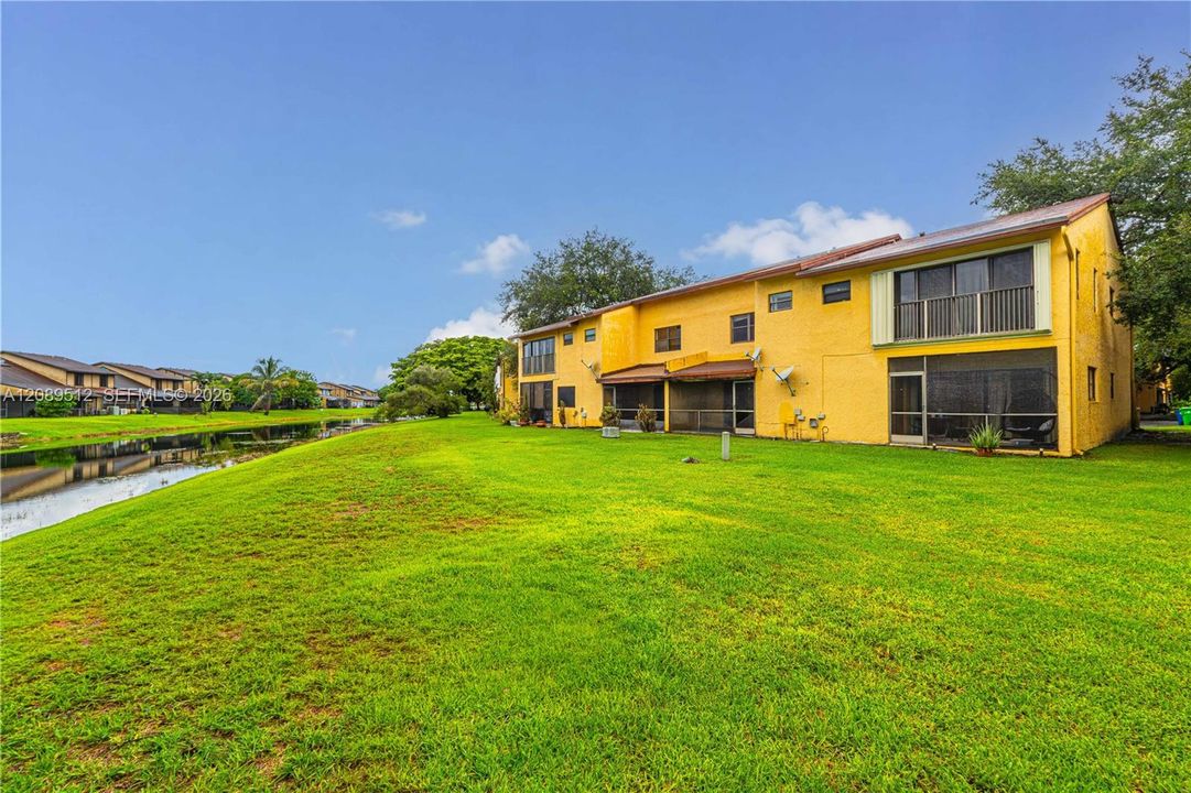 For Sale: $359,900 (3 beds, 2 baths, 1531 Square Feet)