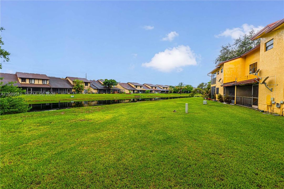 For Sale: $359,900 (3 beds, 2 baths, 1531 Square Feet)